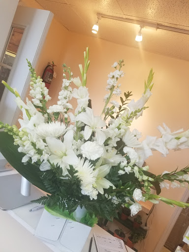 Florist «Mills & Young Florists», reviews and photos, 7122 Dixie Hwy, Louisville, KY 40258, USA