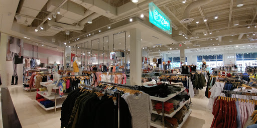 Clothing Store «Forever 21», reviews and photos, 14500 W Colfax Ave #145, Lakewood, CO 80401, USA