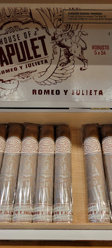 Tobacco Shop «PLYMOUTH CIGARS AND TOBACCO», reviews and photos, 16605 County Rd 24 #203, Plymouth, MN 55447, USA