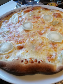 Plats et boissons du Pizzeria DISTRIBUTEURS DE PIZZAS LA PLADZA SAINT CAST LE GUILDO - n°11