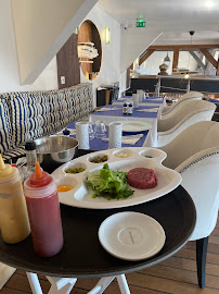 Plats et boissons du Restaurant français Yacht Café Deauville - n°16