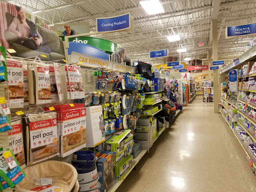 Pet Supply Store «PetSmart», reviews and photos, 19 Clifton Country Rd, Clifton Park, NY 12065, USA