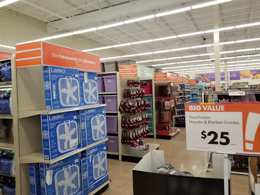 Shopping Mall «Collegetown Shopping Center», reviews and photos, 731 Delsea Dr, Glassboro, NJ 08028, USA