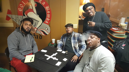 Tobacco Shop «Pipes & Pleasures», reviews and photos, 4244 E Main St, Columbus, OH 43213, USA