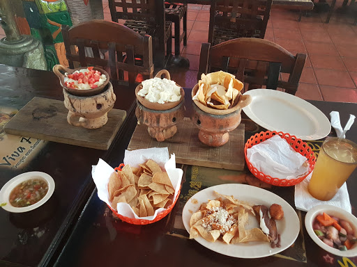 Cenas romanticas en terraza de Tegucigalpa