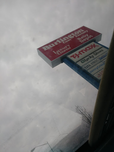 Clothing Store «Burlington Coat Factory», reviews and photos, 4790 Everhard Rd NW, Canton, OH 44718, USA