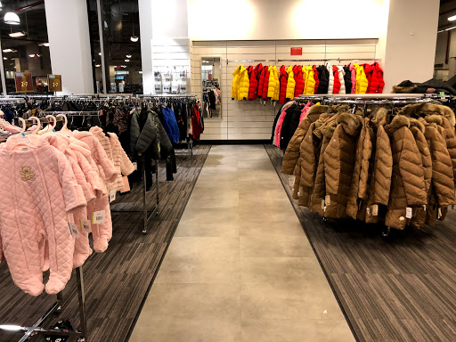 Department Store «Nordstrom Rack Skyview Center», reviews and photos, 4024 College Point Blvd, Flushing, NY 11354, USA
