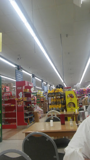 Supermarket «Food World», reviews and photos, 401 E Lakewood Ave, Durham, NC 27707, USA