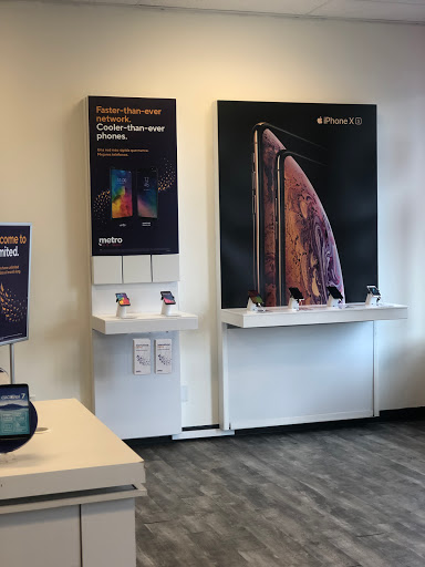 Cell Phone Store «MetroPCS Authorized Dealer», reviews and photos, 3040 3500 S, West Valley City, UT 84119, USA