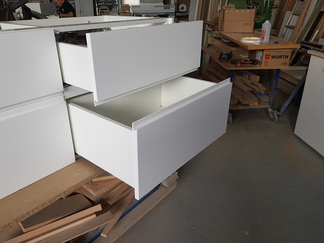 Comentarii opinii despre José Santos - Carpintaria e Marcenaria