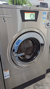 J&M Coin Laundry - Photo 4 - Car repair in La Habra, CA, Anaheim