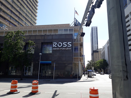 Clothing Store «Ross Dress for Less», reviews and photos, 100 S Biscayne Blvd, Miami, FL 33131, USA