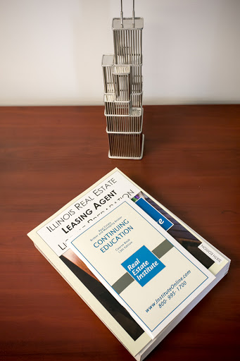 Real Estate School «Real Estate Institute», reviews and photos