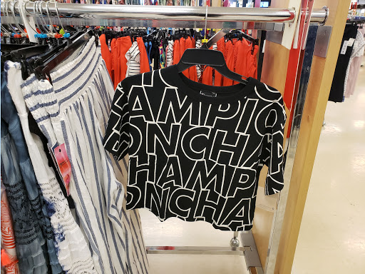 Shopping Mall «Westgate Shopping Center», reviews and photos, Center Ridge Rd & W 210th St, Cleveland, OH 44126, USA