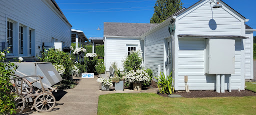 Restaurant «Oswego Hills Vineyard», reviews and photos, 450 Rosemont Rd, West Linn, OR 97068, USA