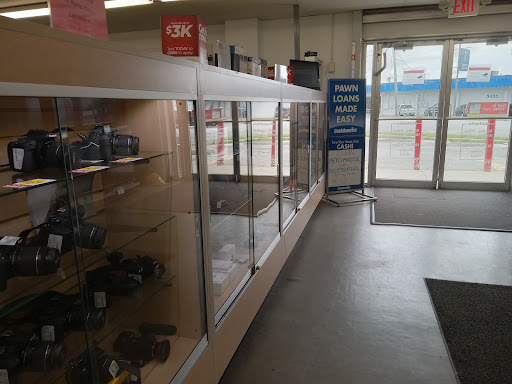 Check Cashing Service «Cash America Pawn», reviews and photos, 3498 N Clinton St, Fort Wayne, IN 46805, USA