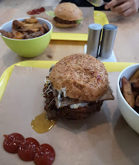 Hamburger du Restaurant végétalien Furahaa - Vegan | SMS ONLY à Paris - n°8