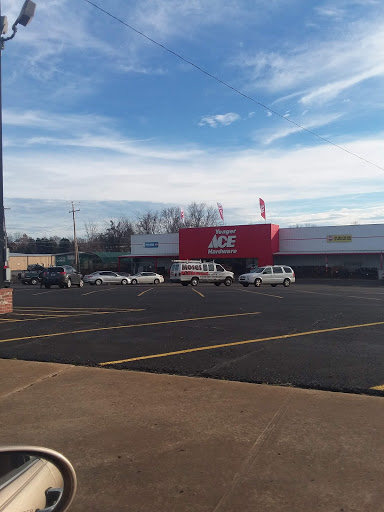 Hardware Store «Yeager Ace Hardware», reviews and photos, 1610 Main St, Van Buren, AR 72956, USA