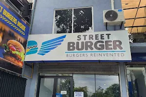 Street Burger - Ethul Kotte image