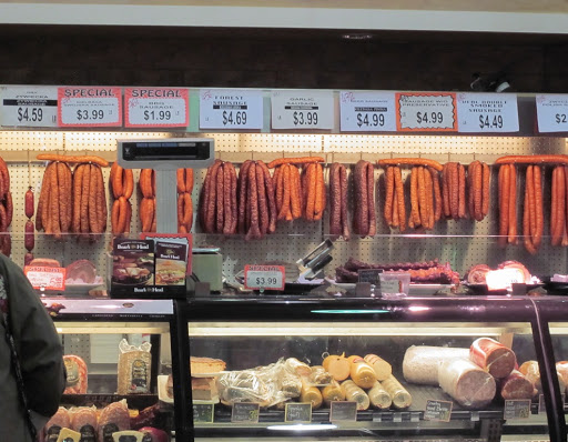 Grocery Store «Shop & Save Market», reviews and photos, 518 Metropolitan Way, Des Plaines, IL 60016, USA