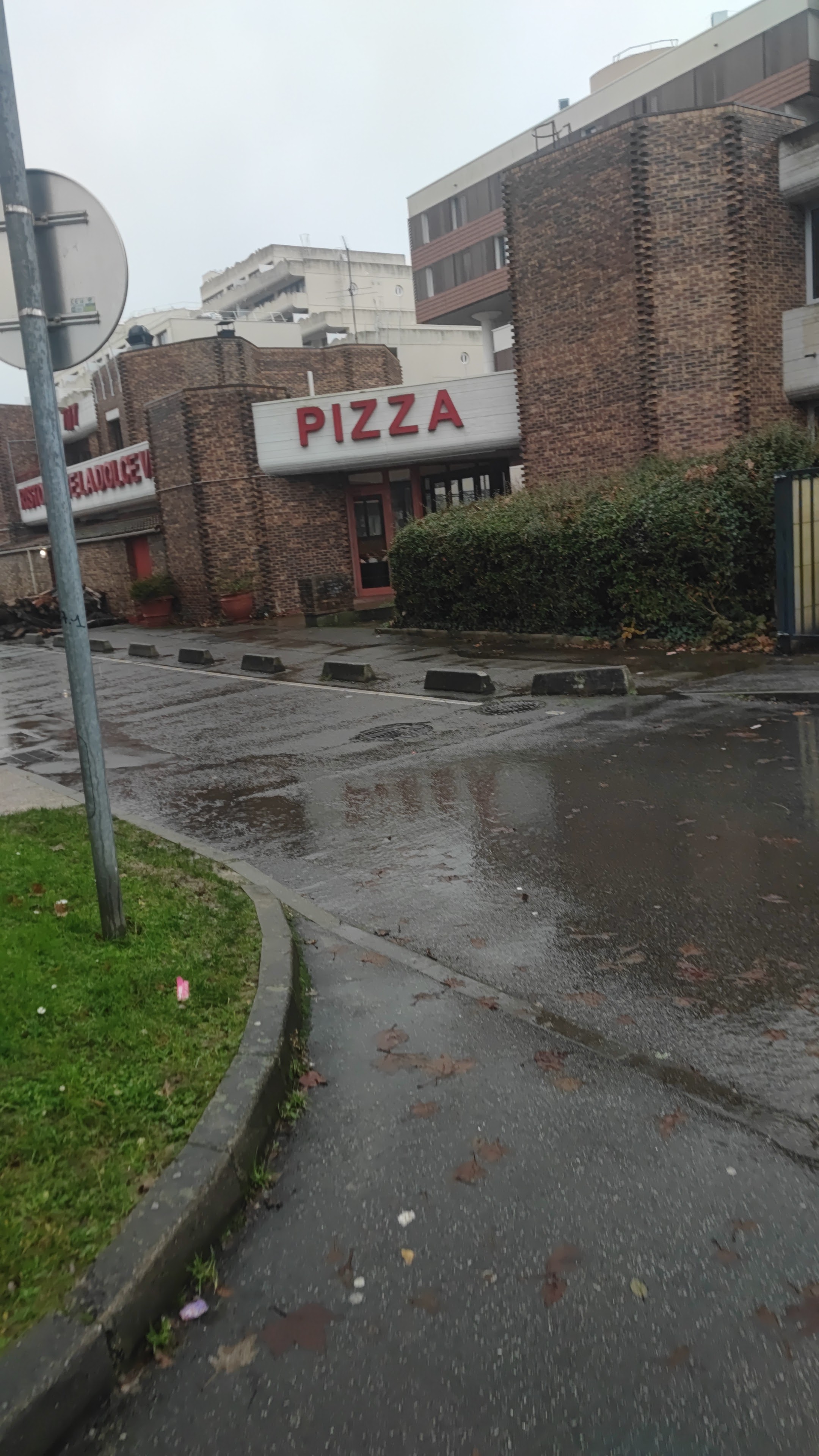 Photo n° 1 de l'avis de Makaay.c fait le 19/12/2023 à 16:49