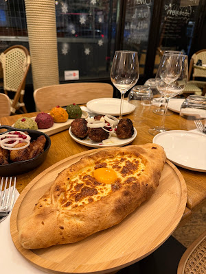 VAZI (ვაზი) à Paris