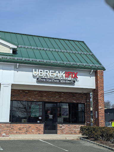 Electronics Repair Shop «uBreakiFix», reviews and photos, 501 Westport Ave, Norwalk, CT 06851, USA