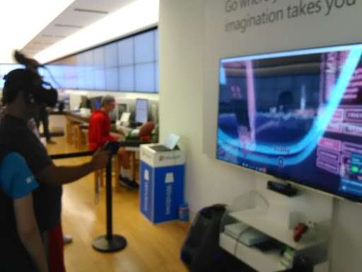 Computer Store «Microsoft Store - Kenwood Towne Centre», reviews and photos, 7875 Montgomery Rd #2205, Cincinnati, OH 45236, USA