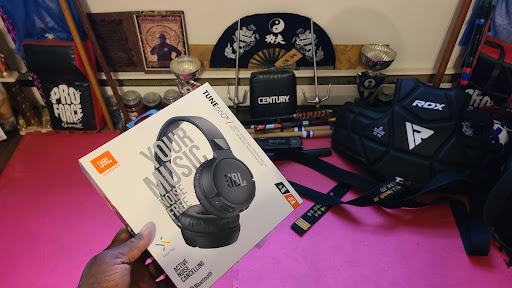 Cell Phone Store «T-Mobile», reviews and photos, 992 Springfield Ave, Irvington, NJ 07111, USA