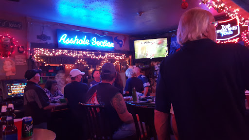 Night Club «The Hoity Toit Beer Joint», reviews and photos, 421 E Torrey St, New Braunfels, TX 78130, USA