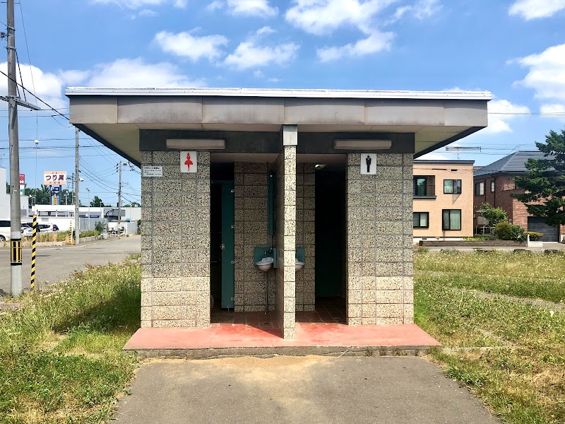 新琴似風の子公園 公衆トイレ