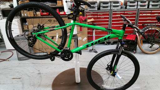 Bicycle Store «ADT Bike & Skate Shop (Arc De Triomphe Inc)», reviews and photos, 114-01 Jamaica Ave, Richmond Hill, NY 11418, USA