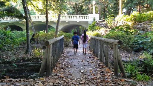 Dickson Azalea Park, 100 Rosearden Dr, Orlando, FL 32803
