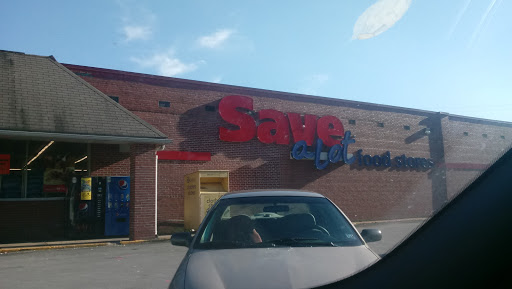 Grocery Store «Save-A-Lot», reviews and photos, 317 Grant St, Franklin, PA 16323, USA