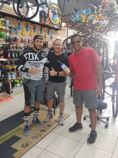 Bicycle Store «SunCycling and Fitness Shop», reviews and photos, 132 Hialeah Dr, Hialeah, FL 33010, USA