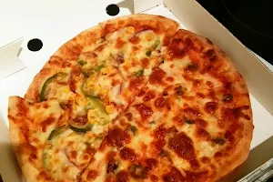 Tutti's Pizza image