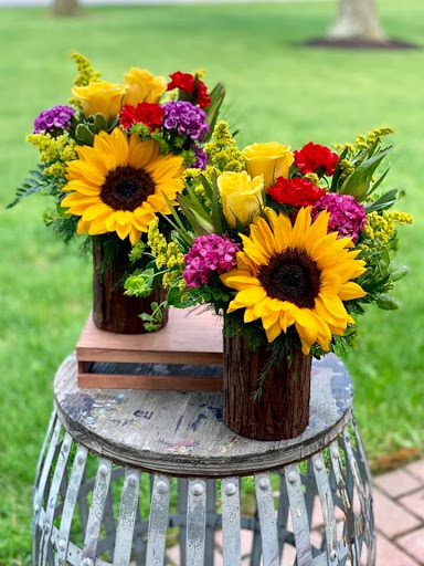 Florist «Carmel Florist», reviews and photos, 620 N Rangeline Rd, Carmel, IN 46032, USA