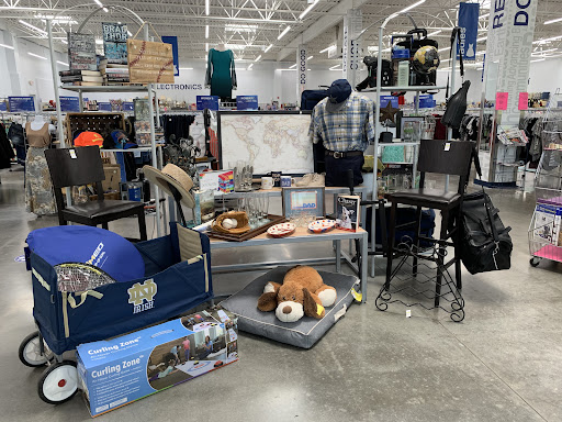 Thrift Store «Goodwill Stavemill Crossing Retail Store», reviews and photos, 1885 Stavemill Crossing Ln, Powhatan, VA 23139, USA