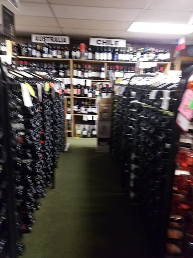 Wine Store «Evans Discount Liquor & Wines», reviews and photos, 1013 E Fairmount Ave, Jamestown, NY 14701, USA