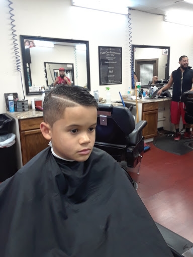 Barber Shop «Fade City Barber Shop», reviews and photos, 8208 W Waters Ave, Tampa, FL 33615, USA