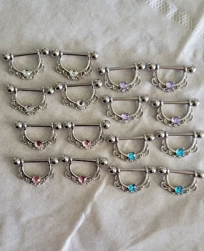 Flea Market «Shelby County Flea Market», reviews and photos, 820 Buck Creek Rd, Simpsonville, KY 40067, USA