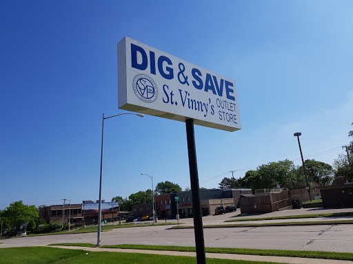 Thrift Store «St. Vincent de Paul Dig & Save Outlet», reviews and photos, 1900 S Park St, Madison, WI 53713, USA