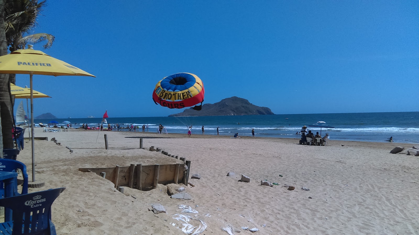 Camaron Sabalo beach'in fotoğrafı ve yerleşim
