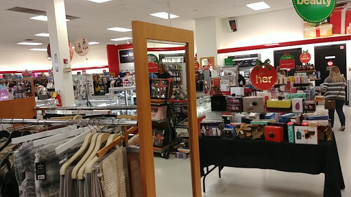 Department Store «T.J. Maxx», reviews and photos, 5883 Spout Springs Rd, Flowery Branch, GA 30542, USA