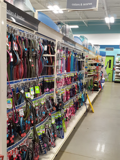 Pet Supply Store «PetSmart», reviews and photos, 300 NJ-18, East Brunswick, NJ 08816, USA