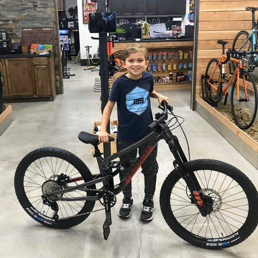 Bicycle Store «Bicycle Nerd Elite Cycling Center», reviews and photos, 4811 E Los Angeles Ave, Simi Valley, CA 93063, USA