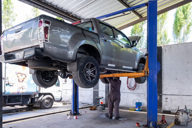 Cadena Automotriz - Taller de reparación de automóviles