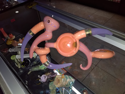 Herb Shop «Traders Smoke Shop», reviews and photos, 14880 N Northsight Blvd #104, Scottsdale, AZ 85260, USA