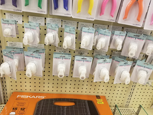 Craft Store «Hobby Lobby», reviews and photos, 4300 Bass Pro Dr, Independence, MO 64055, USA
