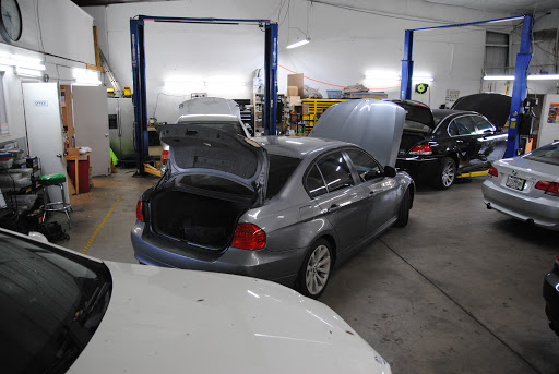 Auto Repair Shop «Twilight Auto Repair», reviews and photos, 5638 W Waters Ave, Tampa, FL 33634, USA